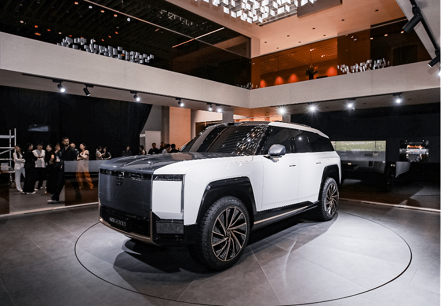 Jetour, BAE'de Küresel Bir Çıkış Yapmak için Yeni Nesil Hibrit Arazi Platformu G700'ü Piyasaya Sürdü