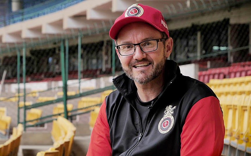 Mike Hesson Pakistan'ın Yeni Beyaz Top Antrenörünü Seçti