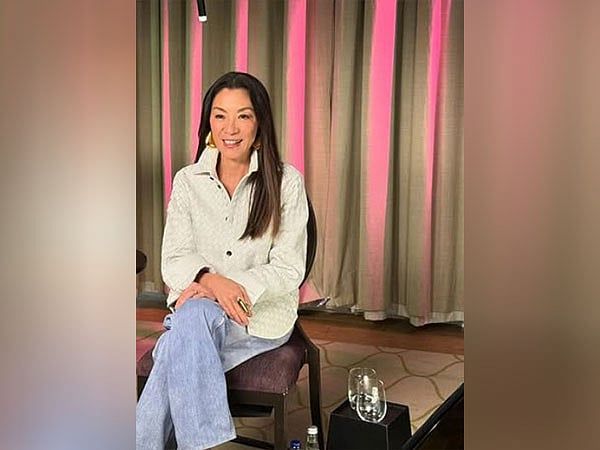 Oscar Ödüllü Michelle Yeoh, Aksiyon Filmi 'Cerrah'ın Başlığını Atacak