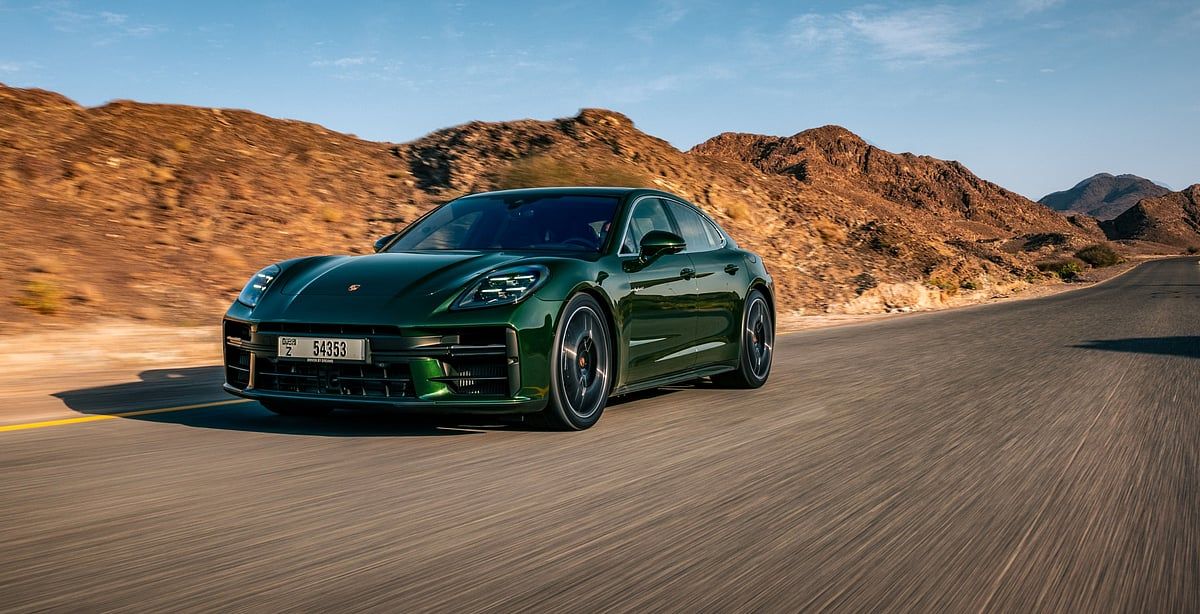 Otomobil İncelemesi: Üçüncü Nesil Porsche Panamera, Şık Bir Tasarıma ve Üstün Performansa Sahip