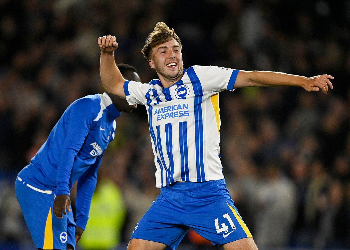 Premier Lig: Hinshelwood ve Kuzeni Brighton'ın Liverpool'u Yenmesine Nasıl Yardımcı Oldu?