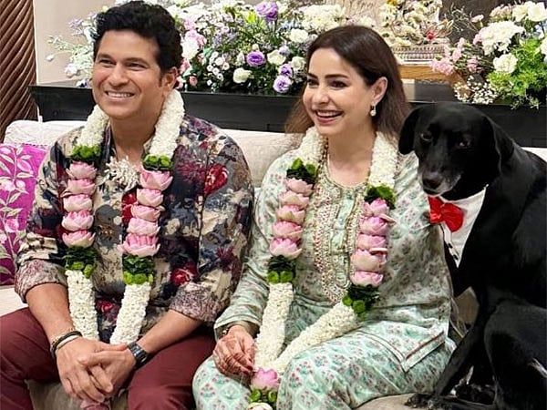 Sachin Tendulkar, Anjali 30. Evlilik Yıldönümünü Kutladı