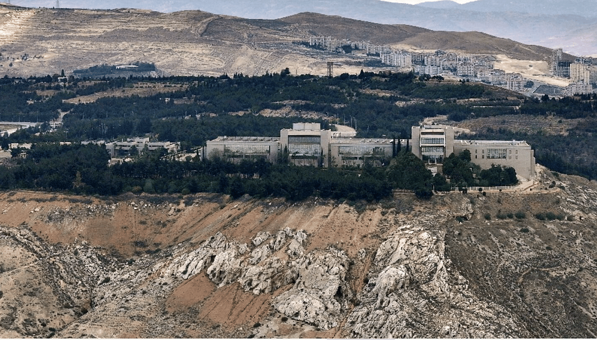 Suudi Arabistan, İsrail'in Suriye Cumhurbaşkanlığı Sarayı Yakınındaki Hava Saldırısını Kınadı