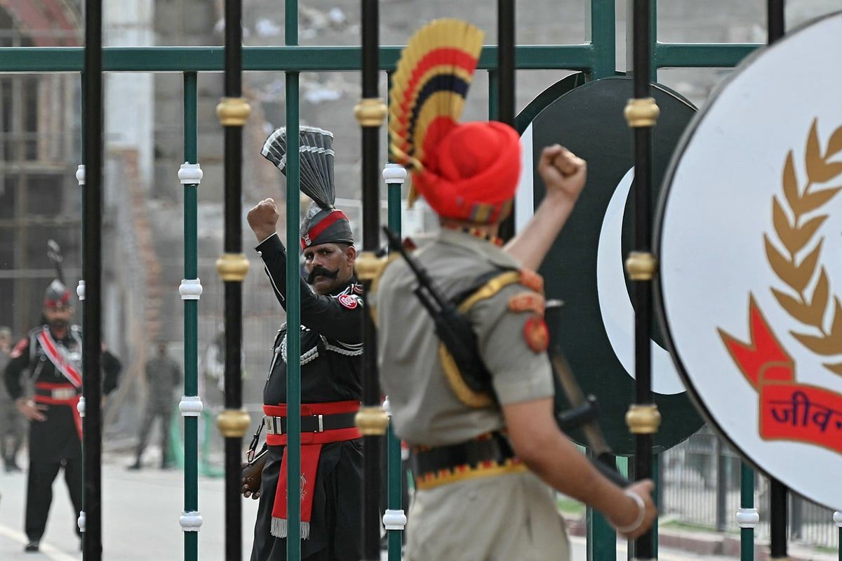 Üst Düzey Yetkili, Pakistan ve Hindistan'ın Sınır Birliklerinin Azaltılmasını Tamamlamaya Yakın Olduğunu Söyledi