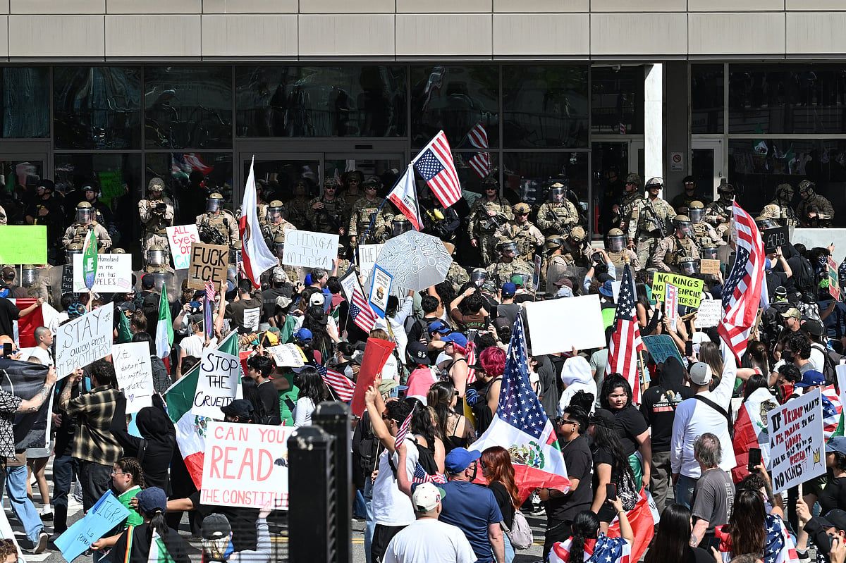 ABD Temyiz Mahkemesi Trump Lehine Karar Verdi, Los Angeles'taki Ulusal Muhafızlar Üzerinde Kontrol Sağladı