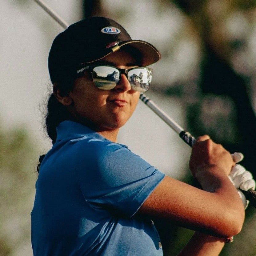 Ananyaa Sood ile Tanışın - Yanında Ailesiyle Hayalleri Kovalayan Yükselen Bir Golf Yeteneği
