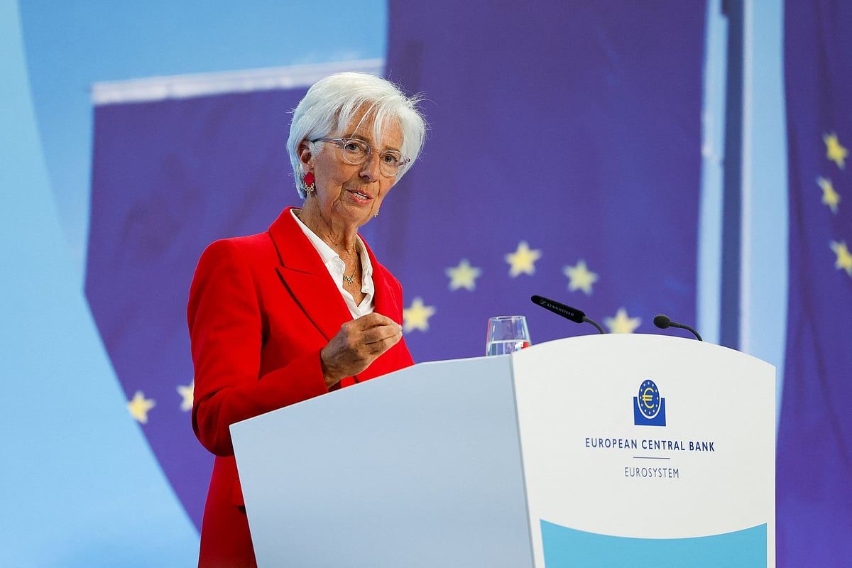 Avrupa Merkez Bankası, Bahisler Yaz Duraklamasına Dayanırken Faizleri Düşürdü