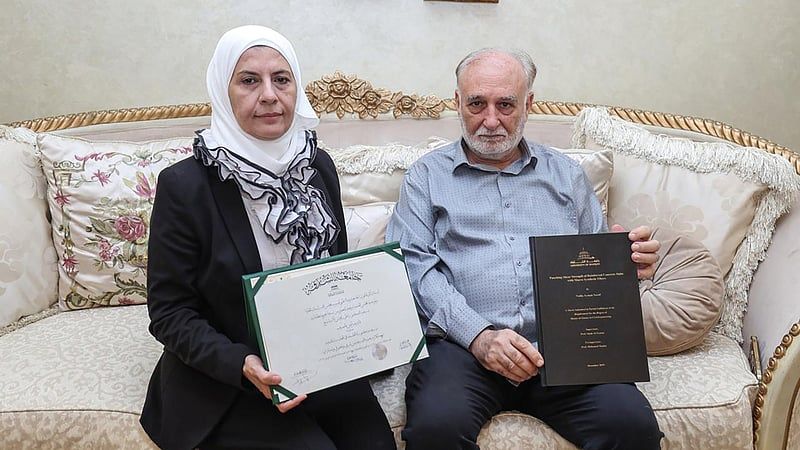 BAE: Öğrenci Mezuniyetten Günler Önce Öldürüldü, Yas Tutan Anne Doktorayı Kabul Etti