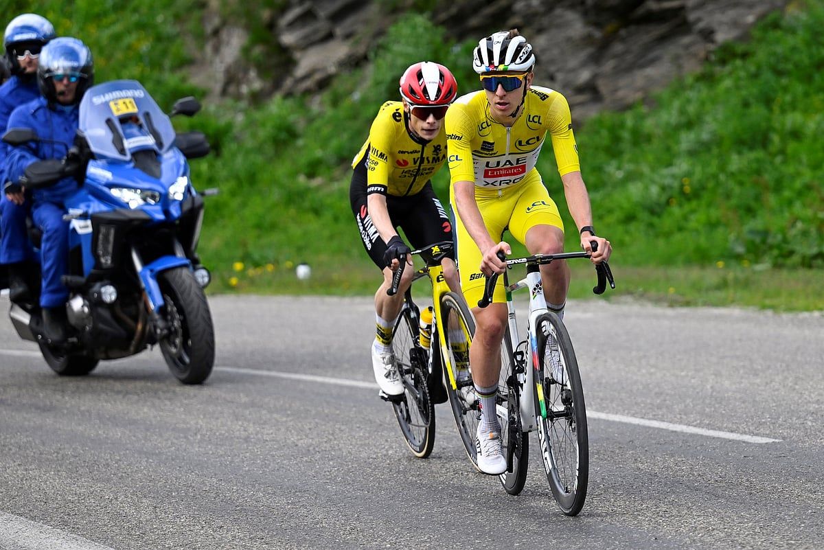 BAE Takımı Emirates'in Pogacarı, Tour De France Şampiyonluğu Savunması Öncesinde ilk Dauphine'i Kazandı