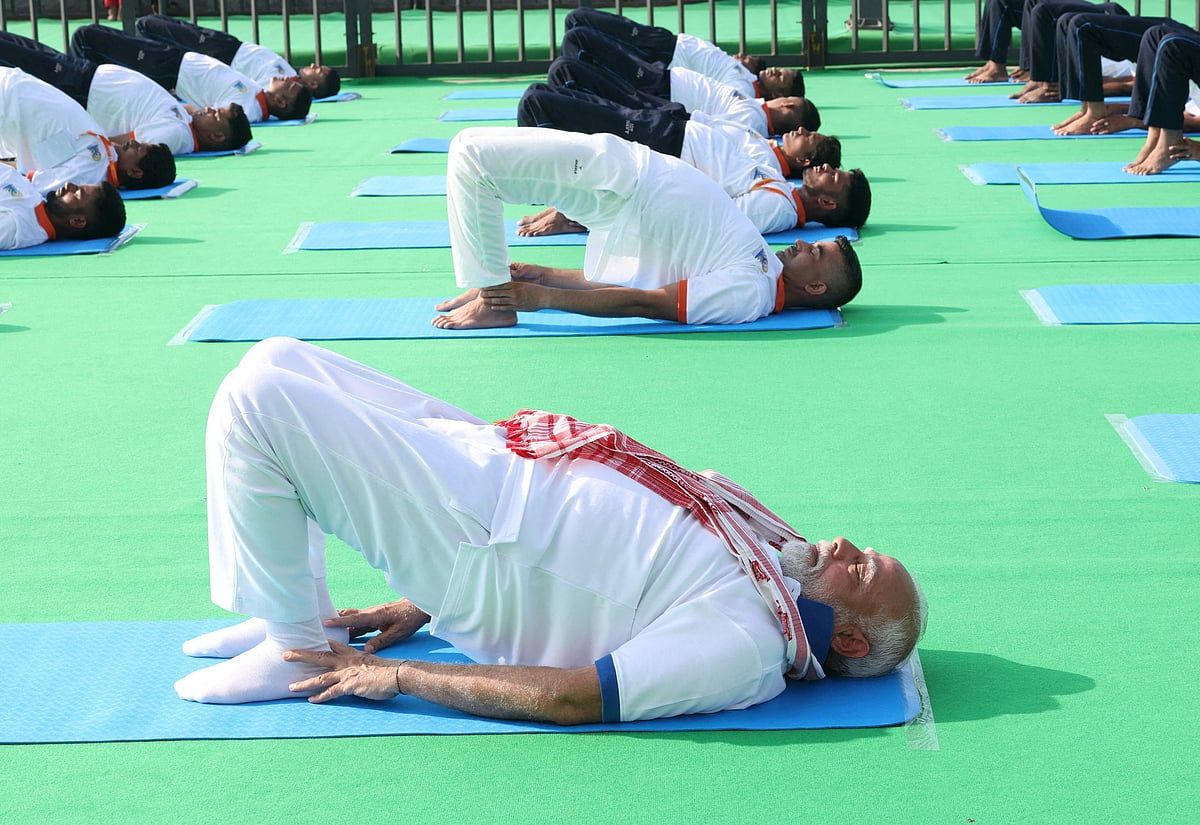 Bakın: Başbakan Modi, Hindistan'daki Uluslararası Yoga Günü Kutlamalarına Liderlik Ediyor