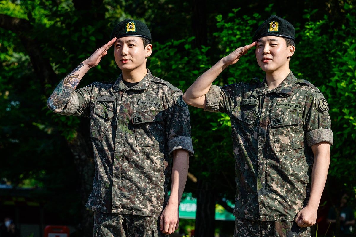 Bakın: Bts Üyeleri Jimin ve Jungkook Güney Kore Ordusundan Taburcu Edildi