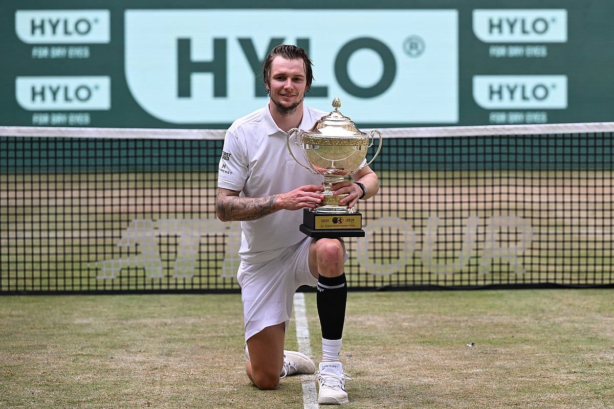 Bublik, Halle Finalinde Medvedev'i Yenmek için Masterclass Üretiyor