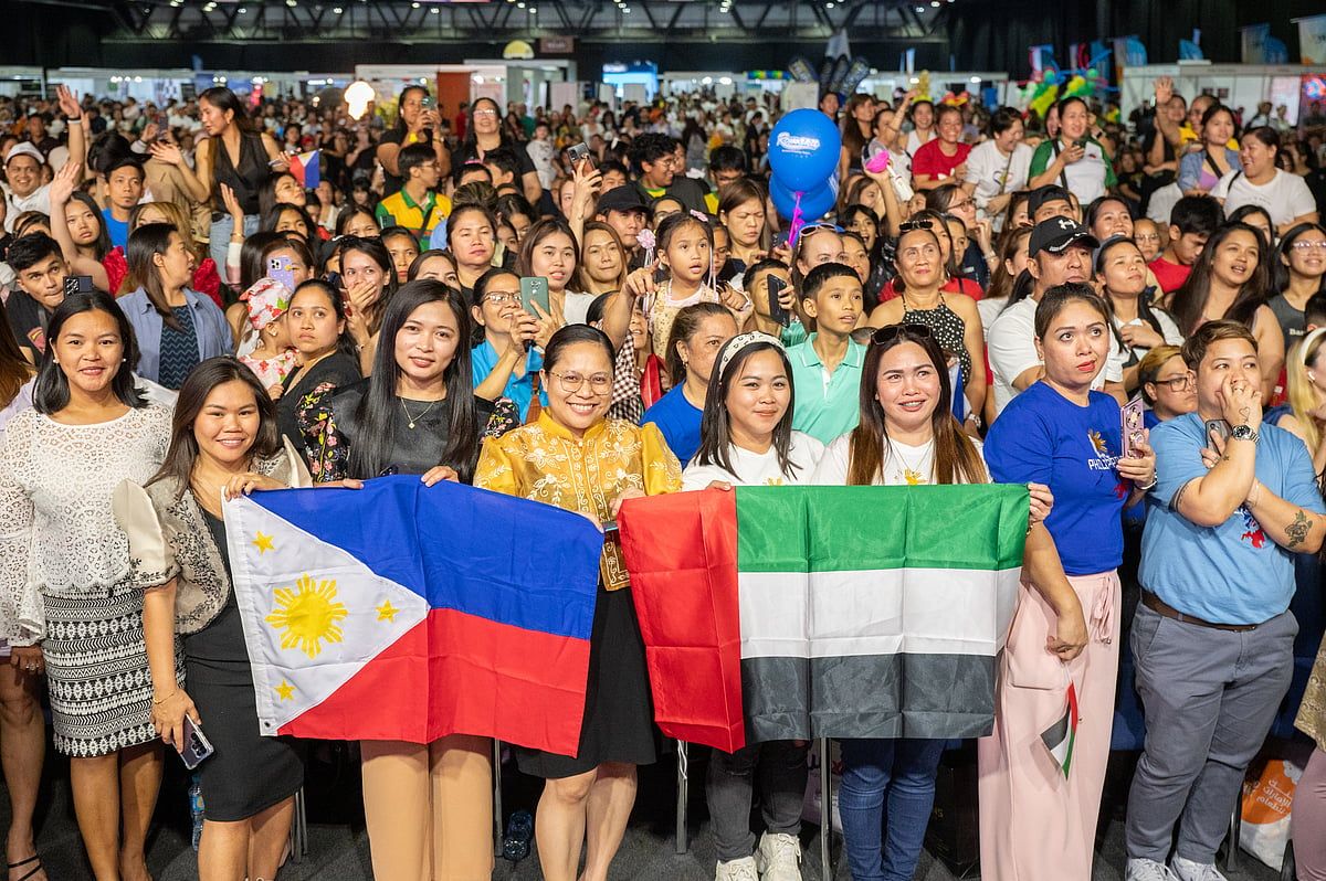 Dubai: 30.000 Filipinli Filipin Bağımsızlığını Kültürel Gösteri ve Yemekle Kutluyor