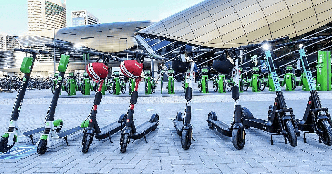 Dubai Polisi 2024'te Al Barsha'da 656 Scooter'a El Koydu