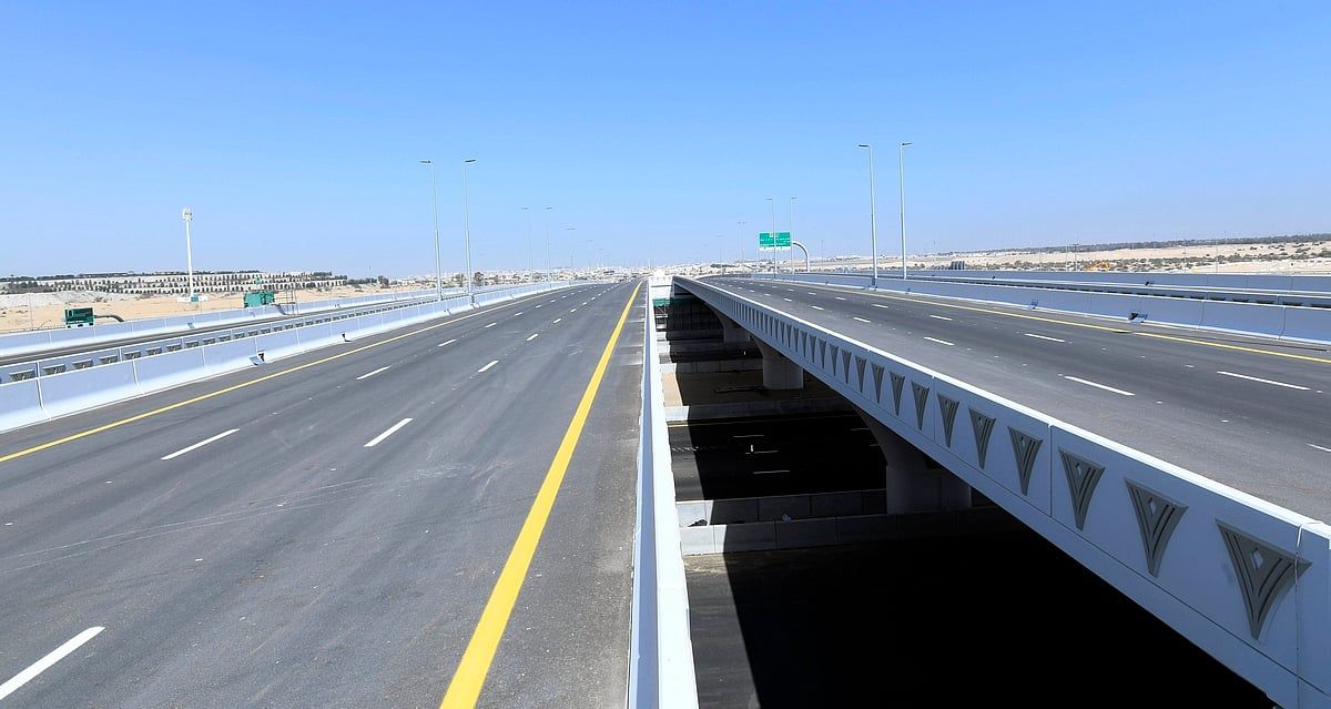 Dubai, Yol Çalışması için Emirates Yolunu Sharjah ve E311'e Kısmen Kapatıyor
