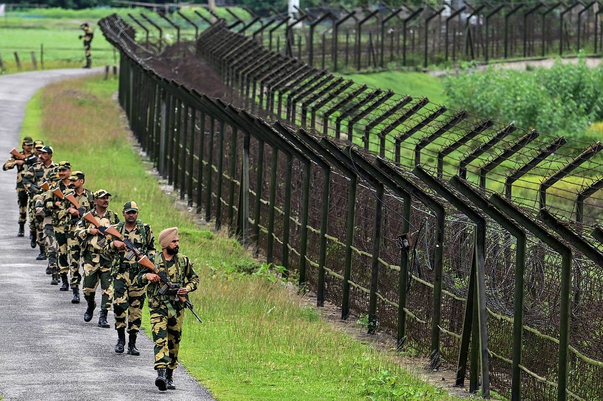Hindistan Polisi Pakistan'a 'Sempati Duyduğu' gerekçesiyle 81 kişiyi Tutukladı