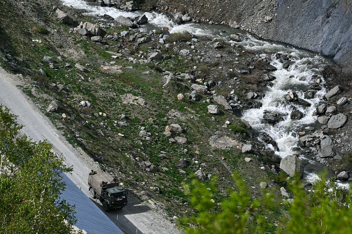 Hindistan'ın Modi, Stratejik Demiryolunu Ortaya Çıkarmak için Keşmir'i Ziyaret Edecek