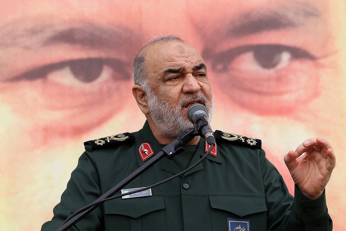 İran Hamaney'i Yaşıyor; Devrim Muhafızları Şefi Hüseyin Salam, İsrail Grevinde Öldürüldü