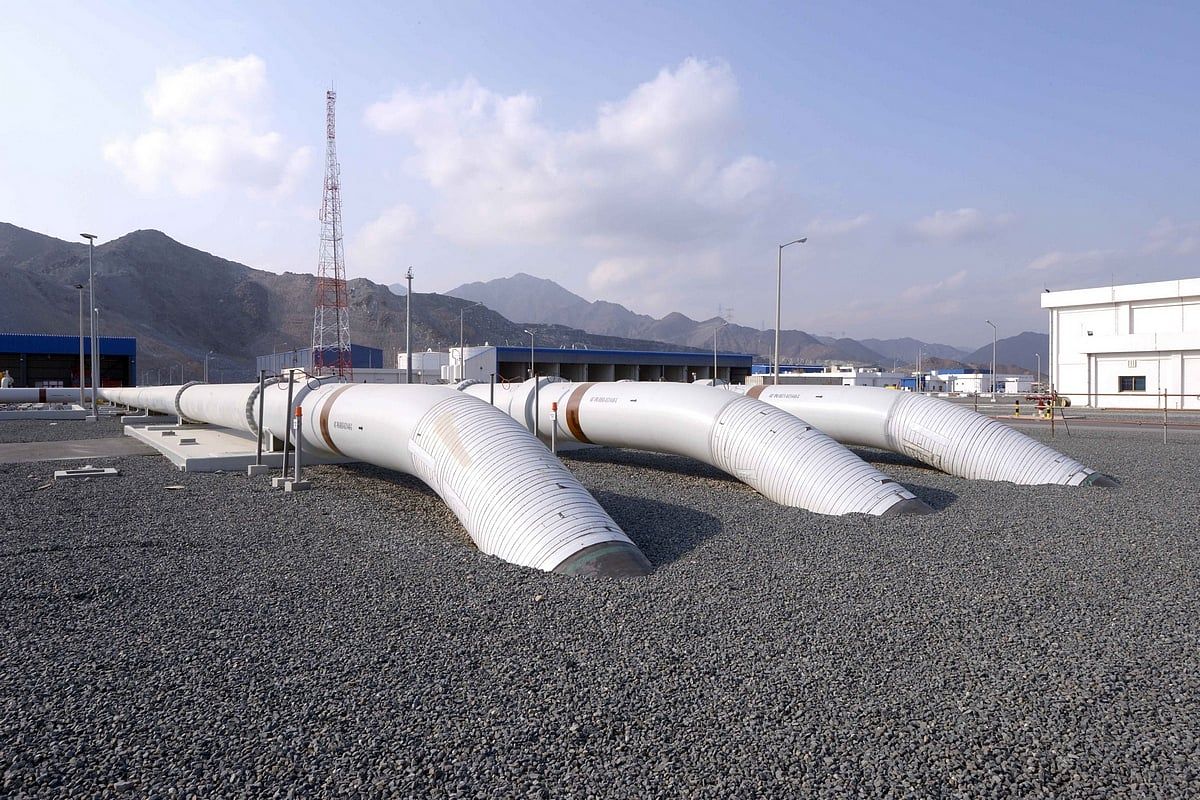 İran-İsrail Savaşı: BAE Petrol Boru Hattı Hürmüz'ün Kapatılması Durumunda Güvenli Bir Alternatif Sunuyor