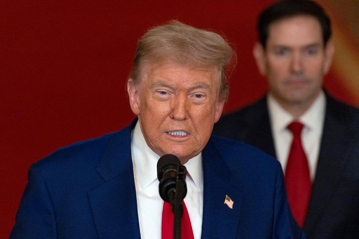 İsrail-İran Savaşı: ABD İran'ın Nükleer Tesislerine Saldırdı, Trump Tahran'ın 'Barış Yapması' Gerektiğini Söyledi
