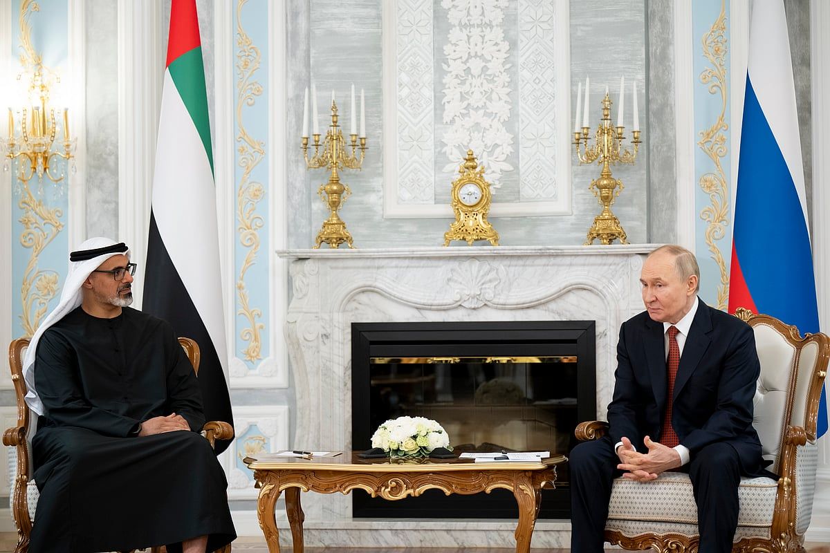 İzle: Abu Dabi Veliaht Prensi, Belarus'un Minsk kentinde Putin'le Buluştu