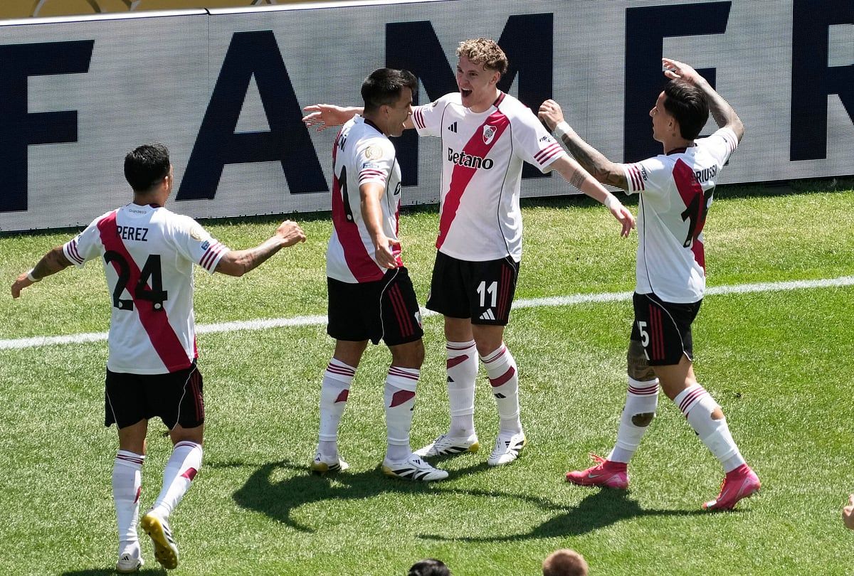 River Plate, Kulüpler Dünya Kupası'nda Galibiyete Başlamak için Urawa'yı Uğurladı