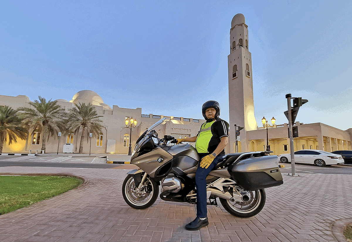 Sharjah'ın Her Sabah Yeni Camide Dua Eden Motorcu Büyükbabası 67 yaşında Öldü