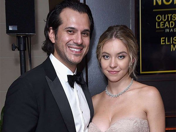 Sydney Sweeney, Jonathan Davino ile Ayrılırken Sessizliği Bozdu