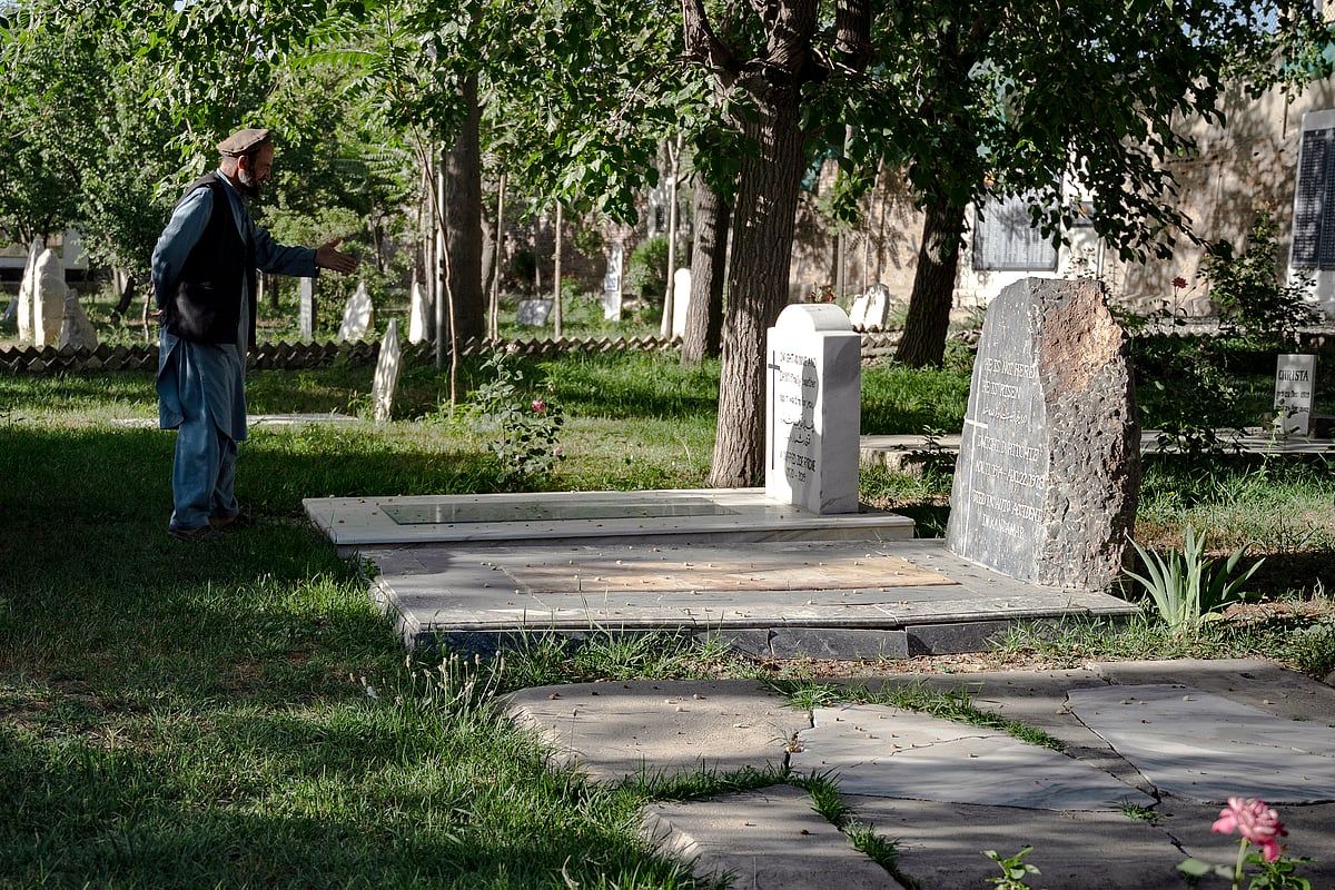 Yaklaşık iki yüzyıl Sonra, Afganistan'ın ingiliz mezarlığına Sessiz Yerleşir