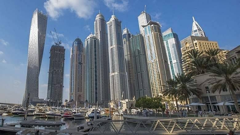 Yarın BAE Hava Durumu: Dubai'de En Fazla 43ºc Bulutlu Gün
