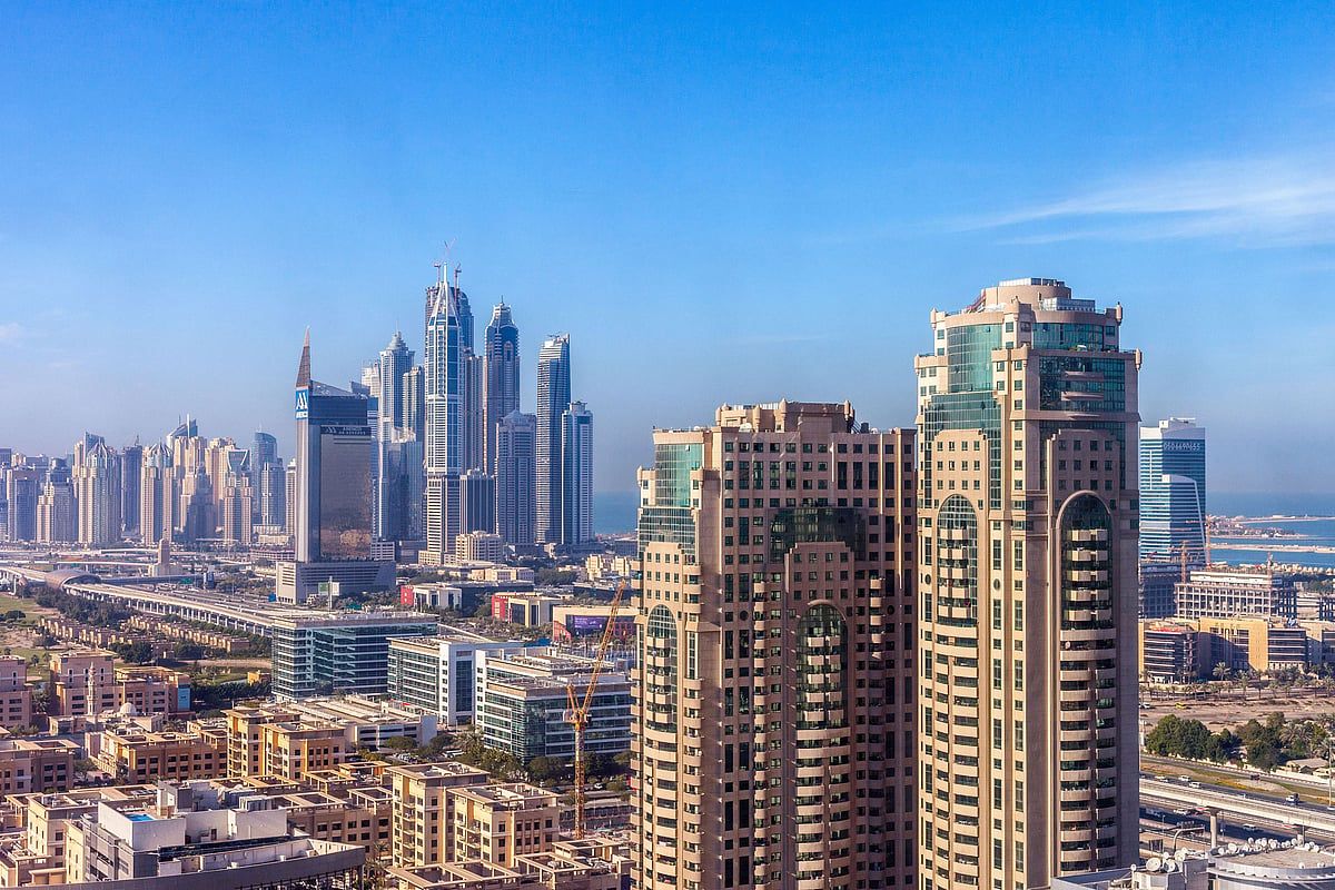 2025'te Dubai Emlak Piyasası Patlaması: Kilit Alanlarda Fiyatlar Neden Yükseliyor