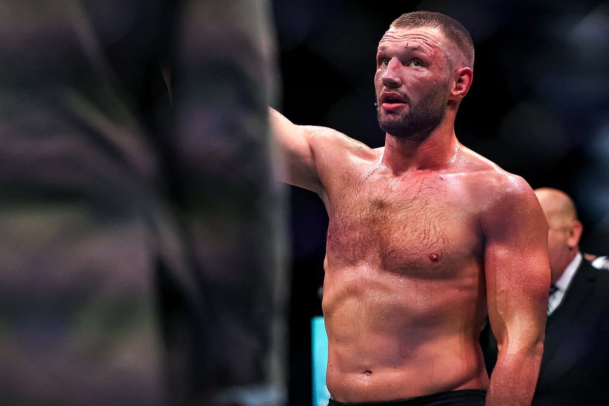 Abu Dabi'deki Ufc: Reinier De Ridder, Beş Turluk Gerilim Filminde Robert Whittaker'ı Geride Bıraktı