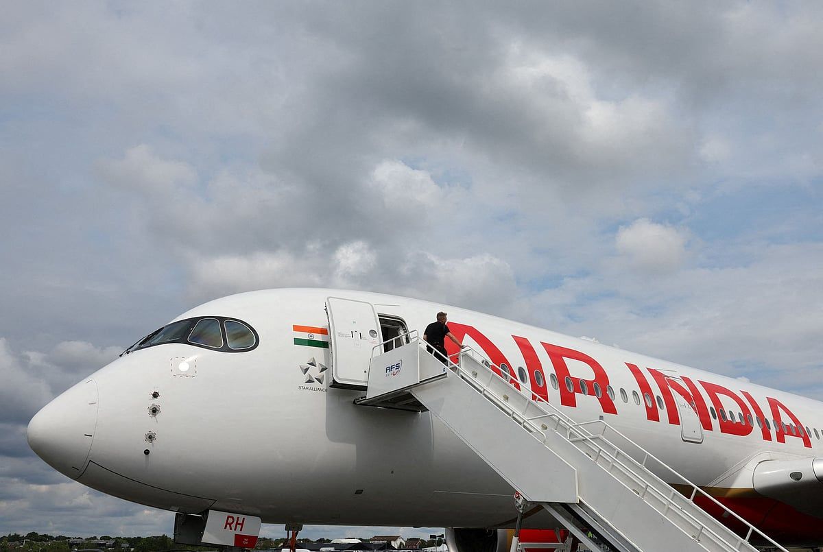 Air India: Düşük Ücretler BAE Yolcularını Cezbeder, Ancak Rezervasyonları Etkileyen Güvenlik Korkuları?