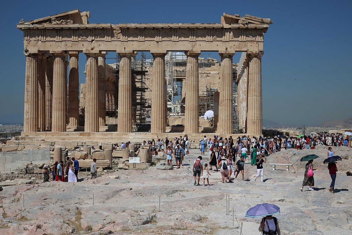 Akropolis Kapanıyor, Sıcak Hava Dalgası Yunanistan'ı Kavururken Dış Mekan Çalışmaları Durduruldu