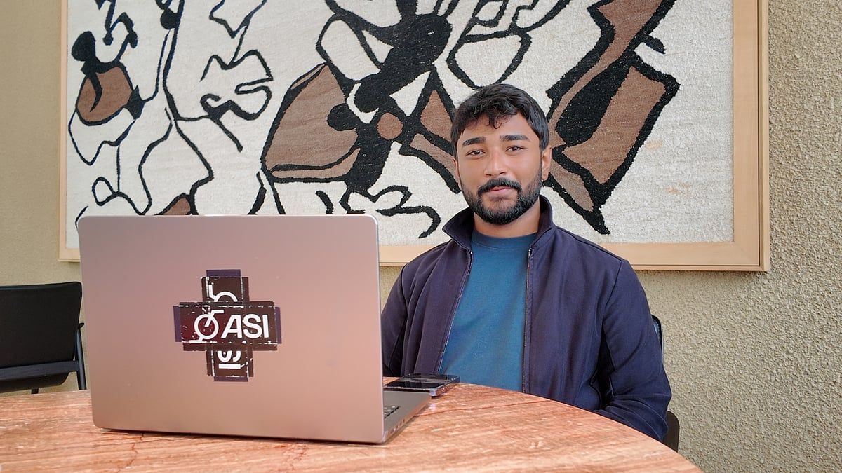 BAE: 21 Yaşındaki Üniversiteden Ayrılma, Teknoloji Devleri Openaı, Genspark'tan Daha İyi Performans Gösteren Aı Tasarlıyor