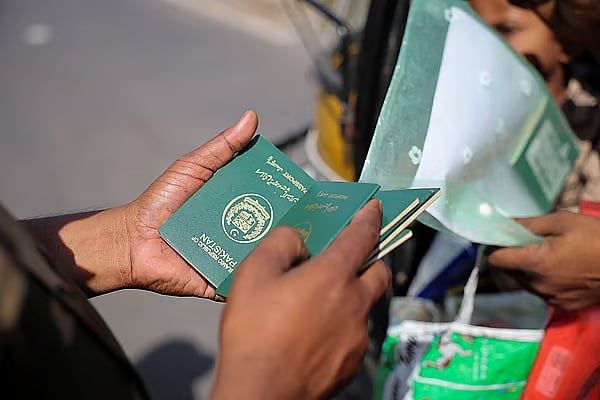 BAE: Bazı Pakistan Pasaportu Sahipleri için Vize Muafiyeti Tüm Havaalanlarında Yürürlüğe Giriyor