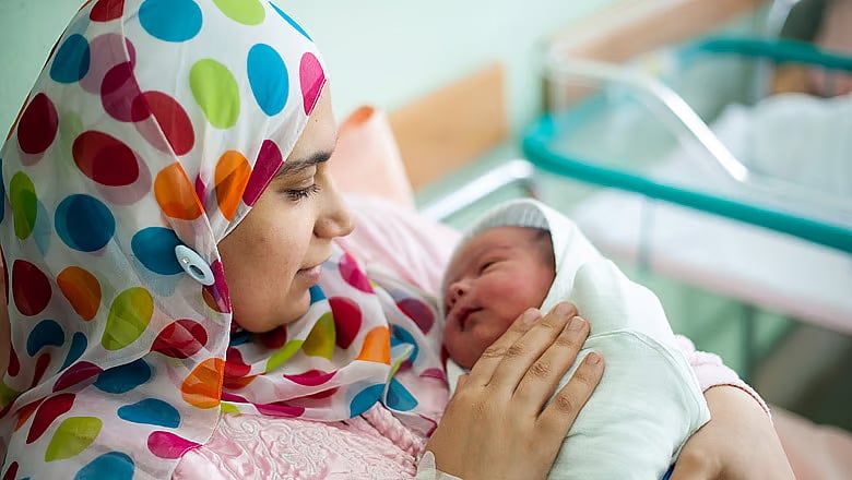 BAE Grubu, Düşük Gelirli Ailelere Acilen Talep Edilen Çocuk Bezi, Bebek Maması Tedarik Ediyor