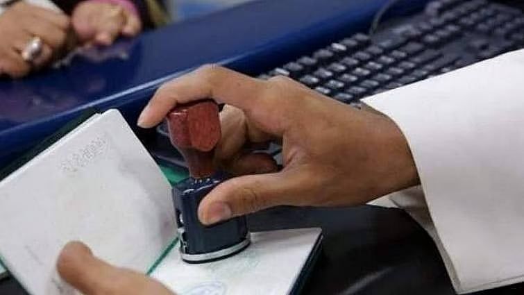 BAE Öğrencileri, Sosyal Medya Varlığının ABD Üniversite Başvurularını Nasıl Etkileyebileceğinden Endişeliydi