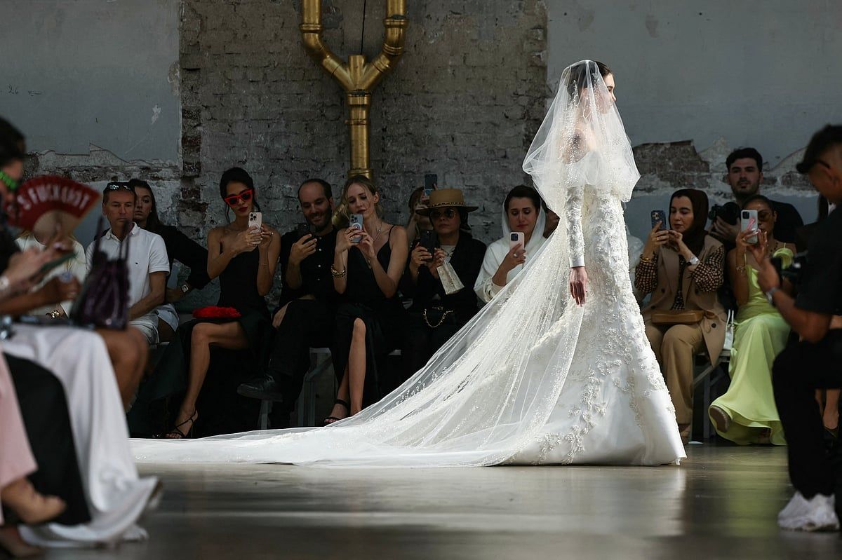 Bakın: Dubai Merkezli Tasarımcı Rami Al Ali İlk Suriyeli Paris Haute Couture Haftası'na Davet Edildi