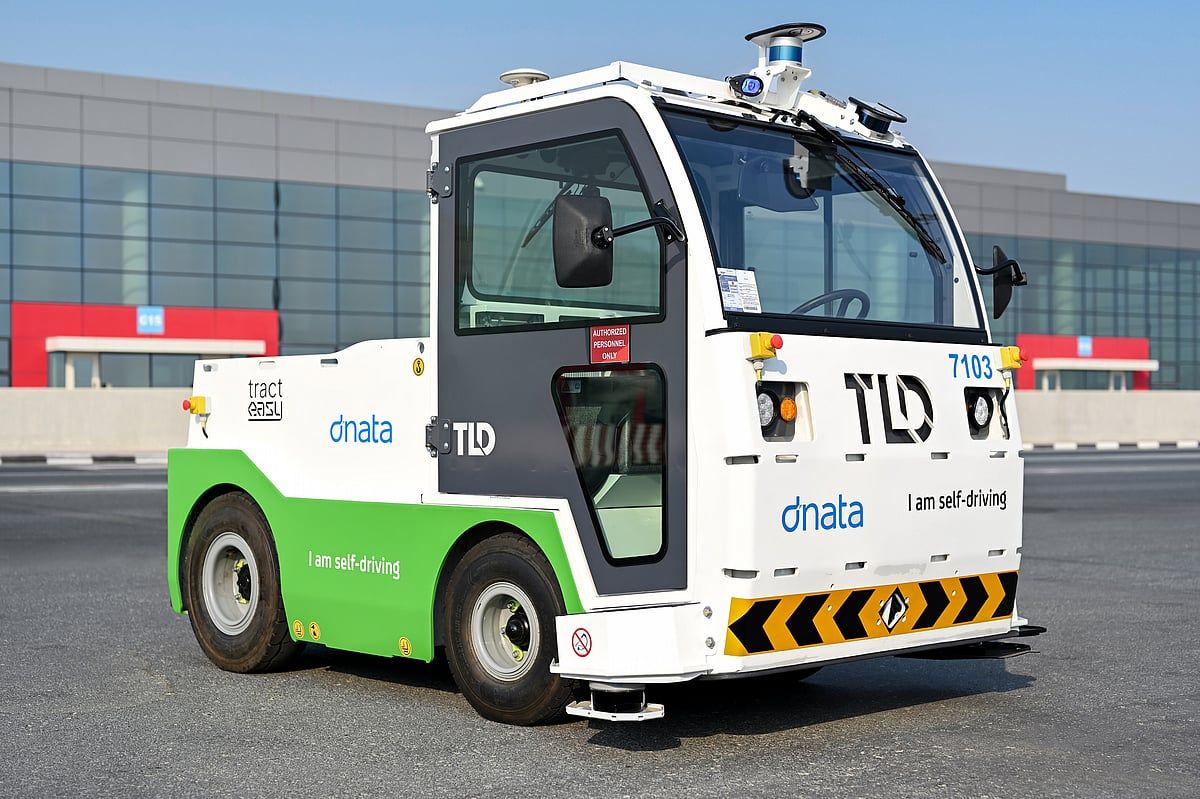 Dubai: Al Maktoum International'da Uçağa Bagaj Taşımak için Sürücüsüz Araçlar