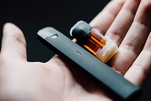 Dubai: Alışveriş Merkezinin içinde Vaping mi yapıyorsunuz? Belediye, Yerleşik Şikayetler Üzerine Denetimleri Hızlandırıyor