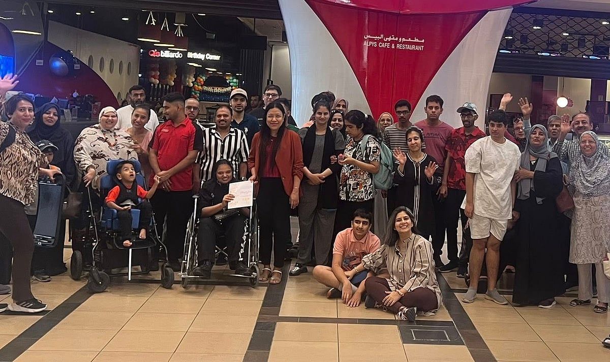 Dubai: Bu Yaz Kampı, Kararlı İnsanlara 1999'dan Beri Etkileşimde Bulunmaları için Güvenli Bir Alan Sunuyor