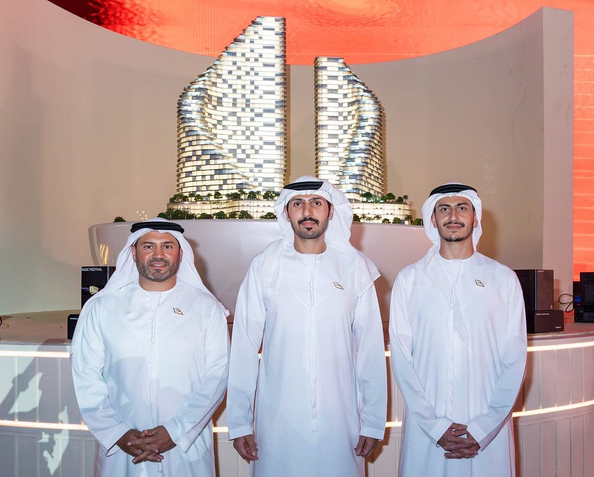 Dubai: Jumeirah Köyü Üçgeni İlk İnsan Yapımı Plajına Sahip Olacak