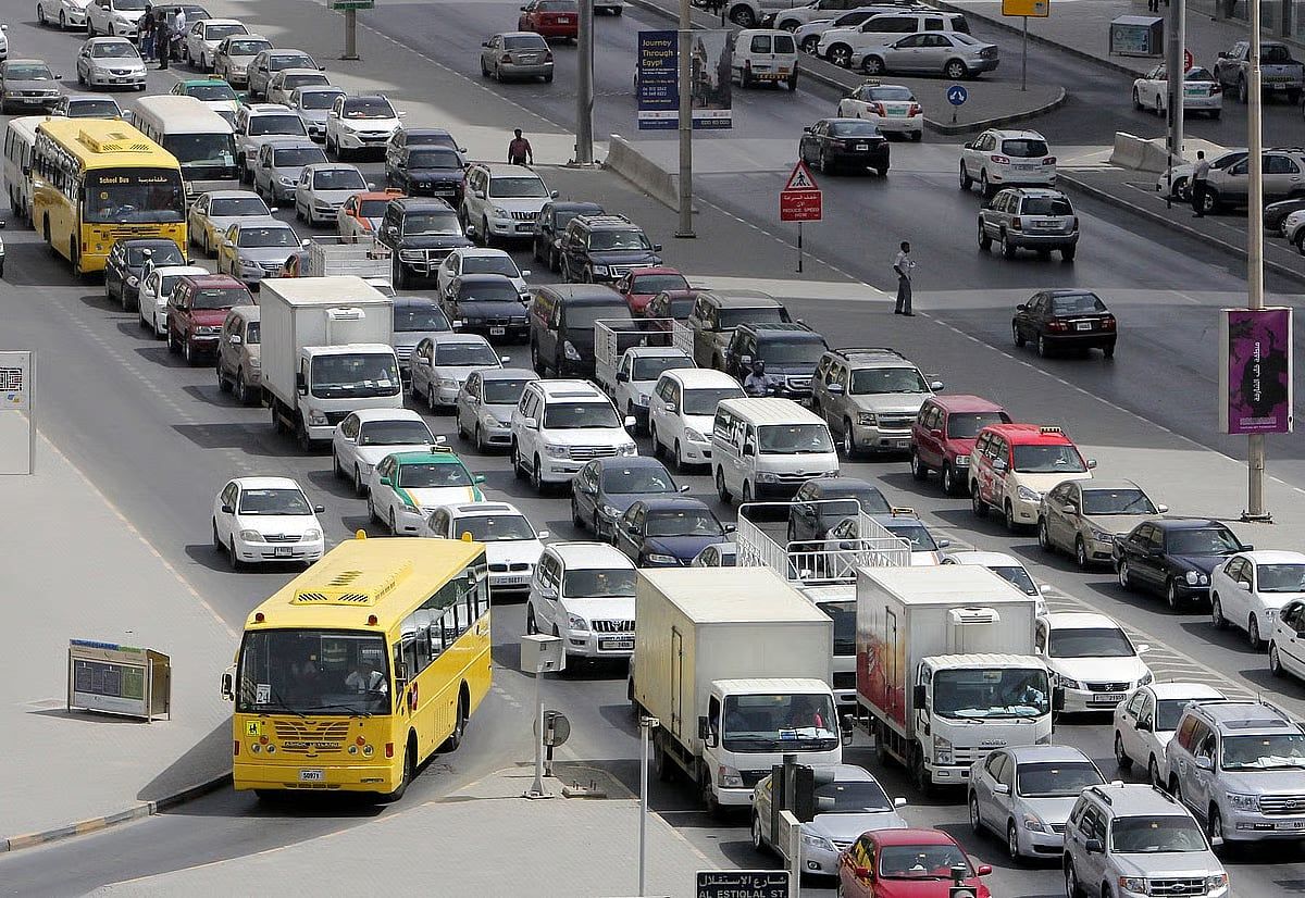 Dubai: Manama Köprüsü Yakınlarındaki E311'de Kaza; Trafik Gecikmeleri Bekleniyor