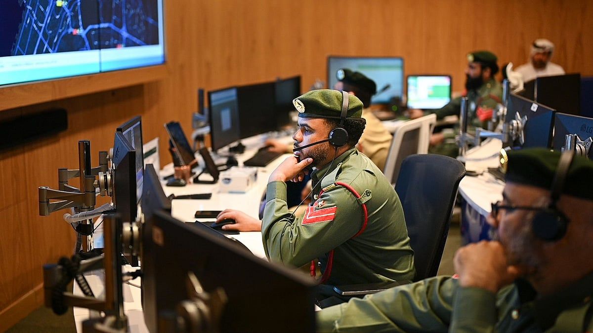 Dubai'de Şekerlere Gizlenmiş 50 Kg Uyuşturucu Kaçakçılığından 15 Kişi Tutuklandı
