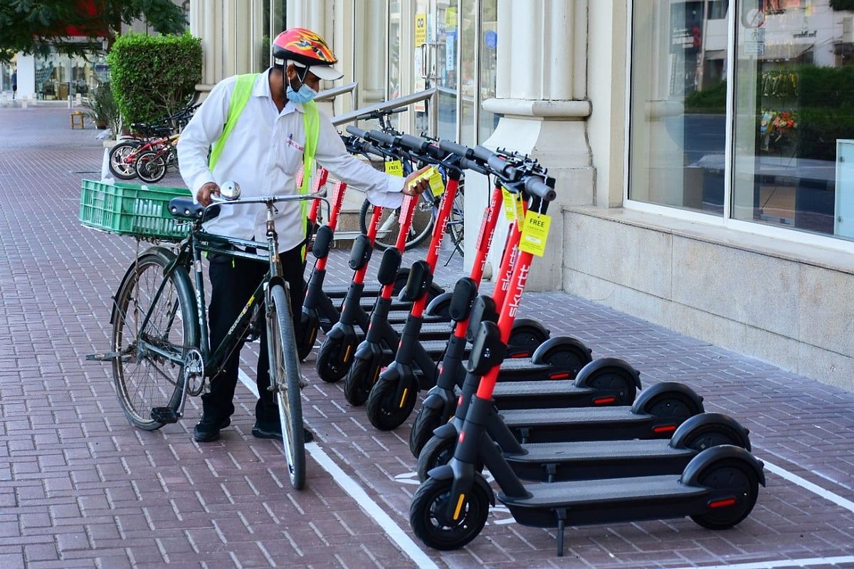 Dubaili Genç, Trajik Kazada Arkadaşını Kaybettikten Sonra Daha Sıkı E-Scooter Kuralları İstiyor