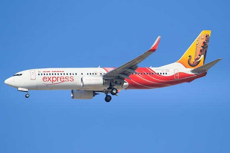 Dubai'ye Giden Yolcular, Air India Express Uçuş Gecikmesinin Ortasında Havaalanında 'Saatlerce' Sıkıştı