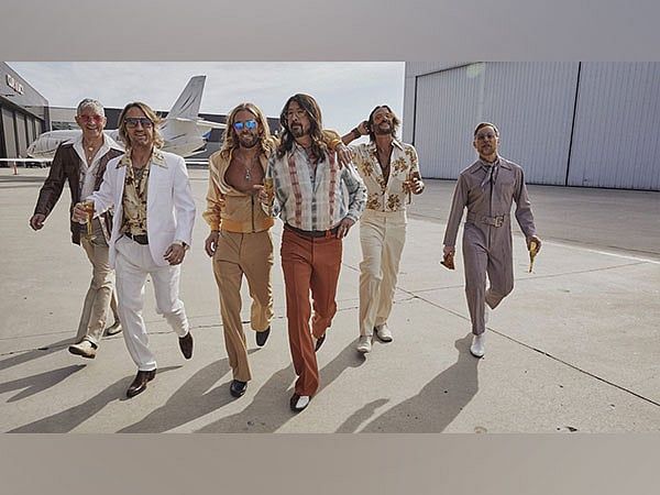 Foo Fighters Yeni Parçası 'Today's Song' ile Geri Dönüyor