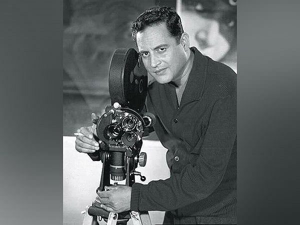 Guru Dutt'un Klasikleri 'Pyaasa' ve 'Baaz' Tiyatrolara Dönüyor