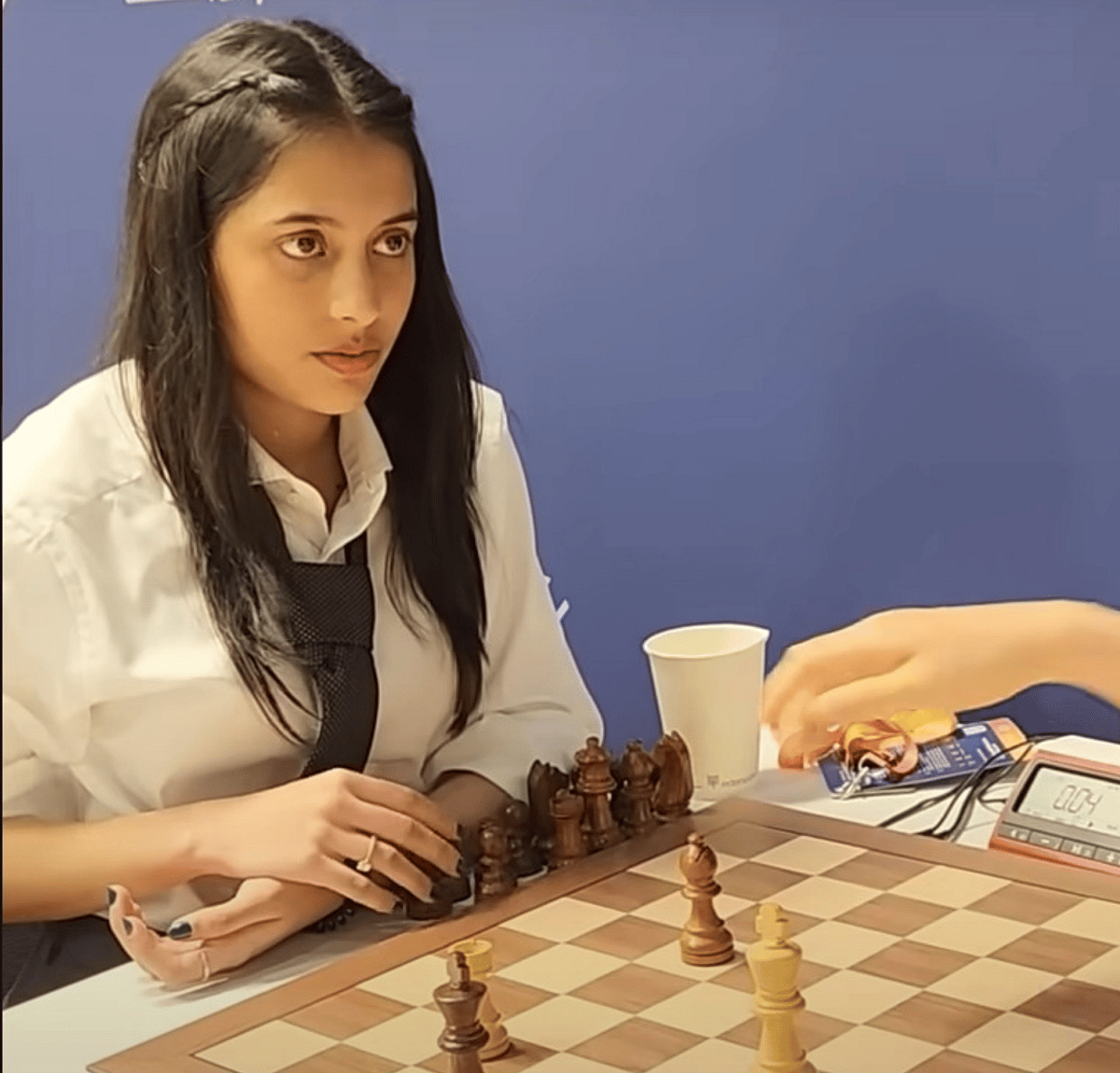 Hindistan Başbakanı Modi, Divya'nın Fıde Kadınlar Satranç Dünya Kupası Galibiyetini Selamladı